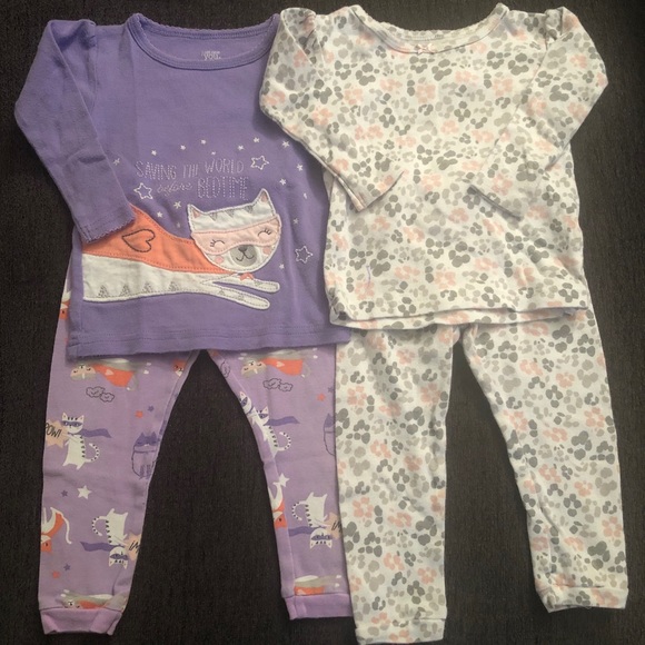 Two Pairs of Girls Carter’s Super Cat/Leopard Paj… - Picture 1 of 8
